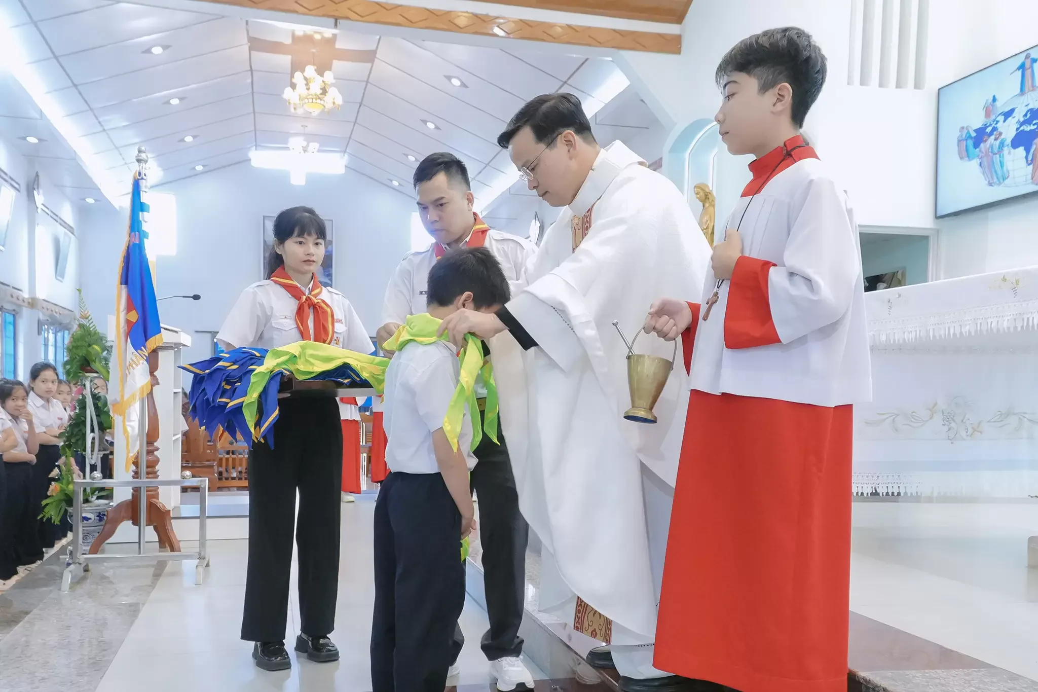 Giáo xứ Tân Bình (Bảo Lộc): Thánh lễ Tuyên hứa Tông đồ Đội trưởng 2024