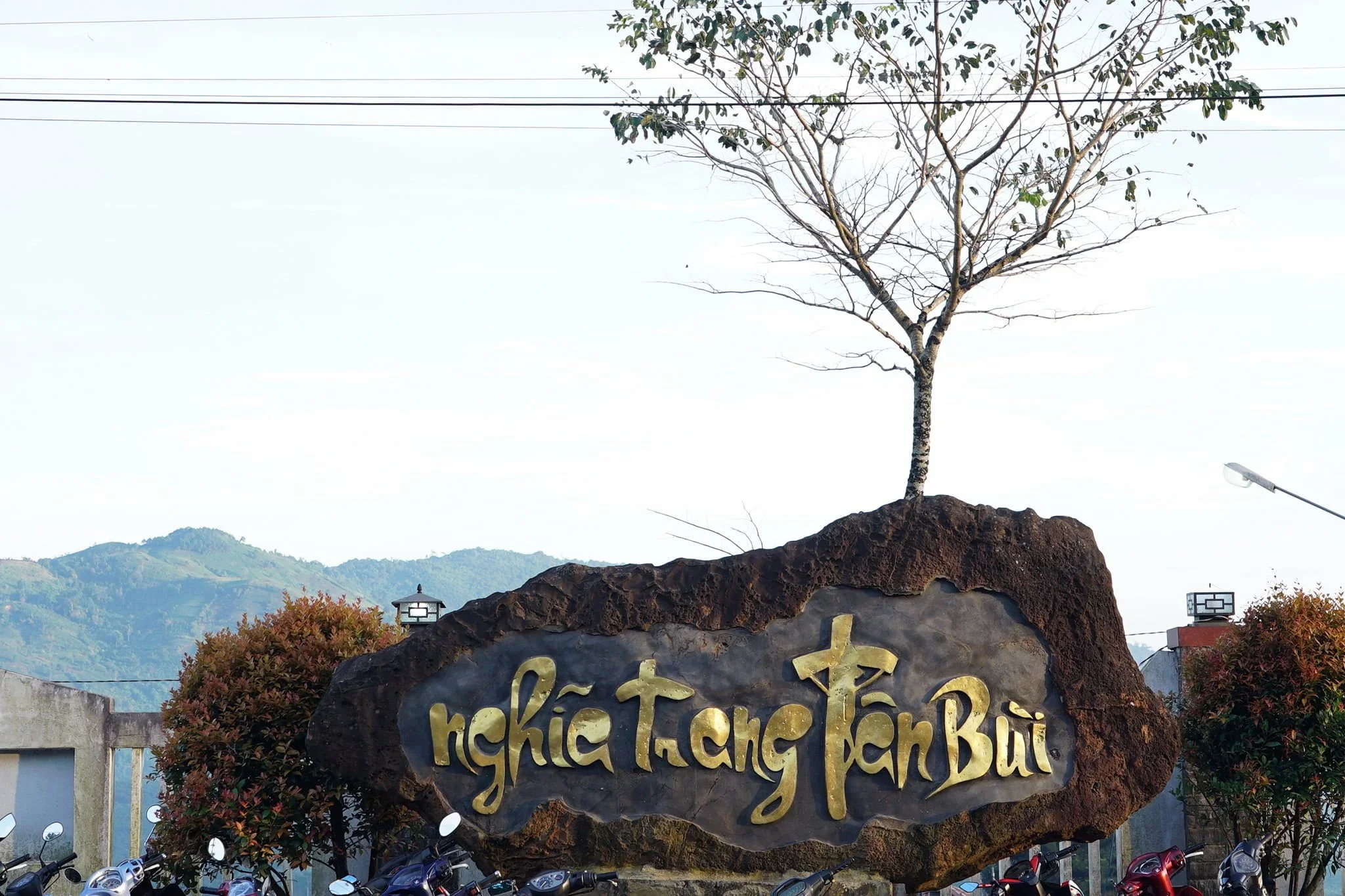 Thánh Lễ Cuối Tháng Cầu Cho Các Linh Hồn Tại Nghĩa Trang Giáo Xứ Tân Bùi (Bảo Lộc)