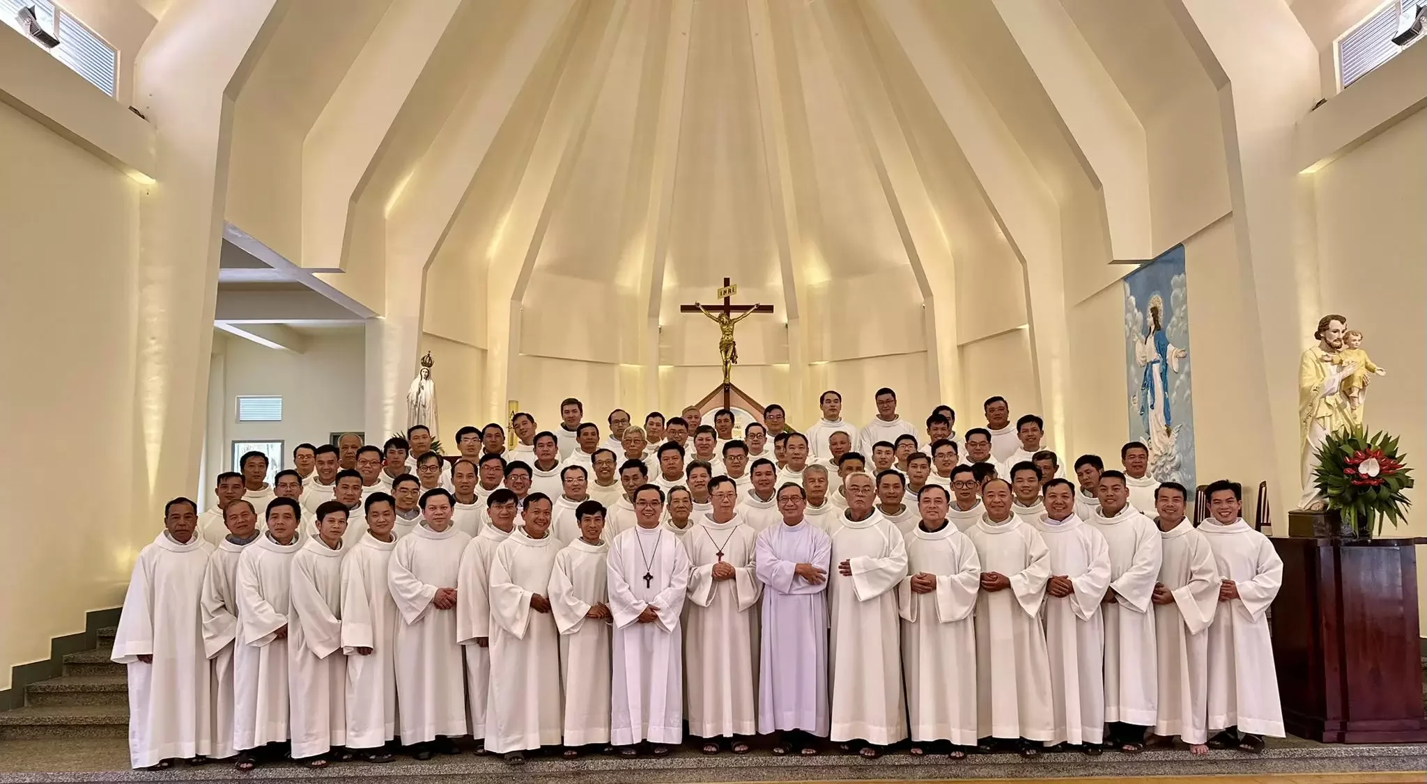 Tân Viện Phụ – Đan Viện Xitô Thánh Mẫu Châu Sơn Đơn Dương