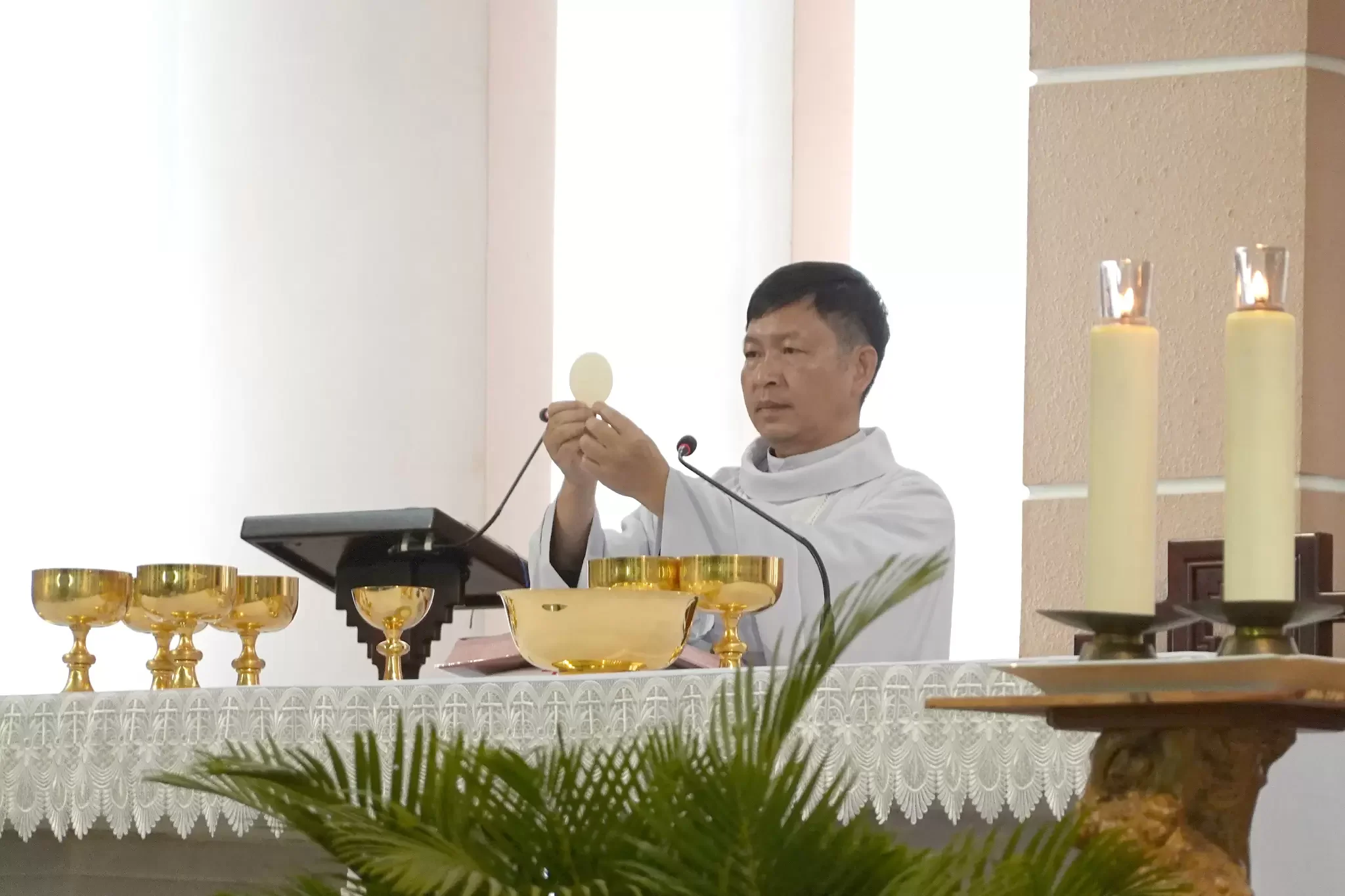 Thánh Lễ Tiệc Ly Tại Nhà Thờ Giáo Xứ Tam Bố (Di Linh)