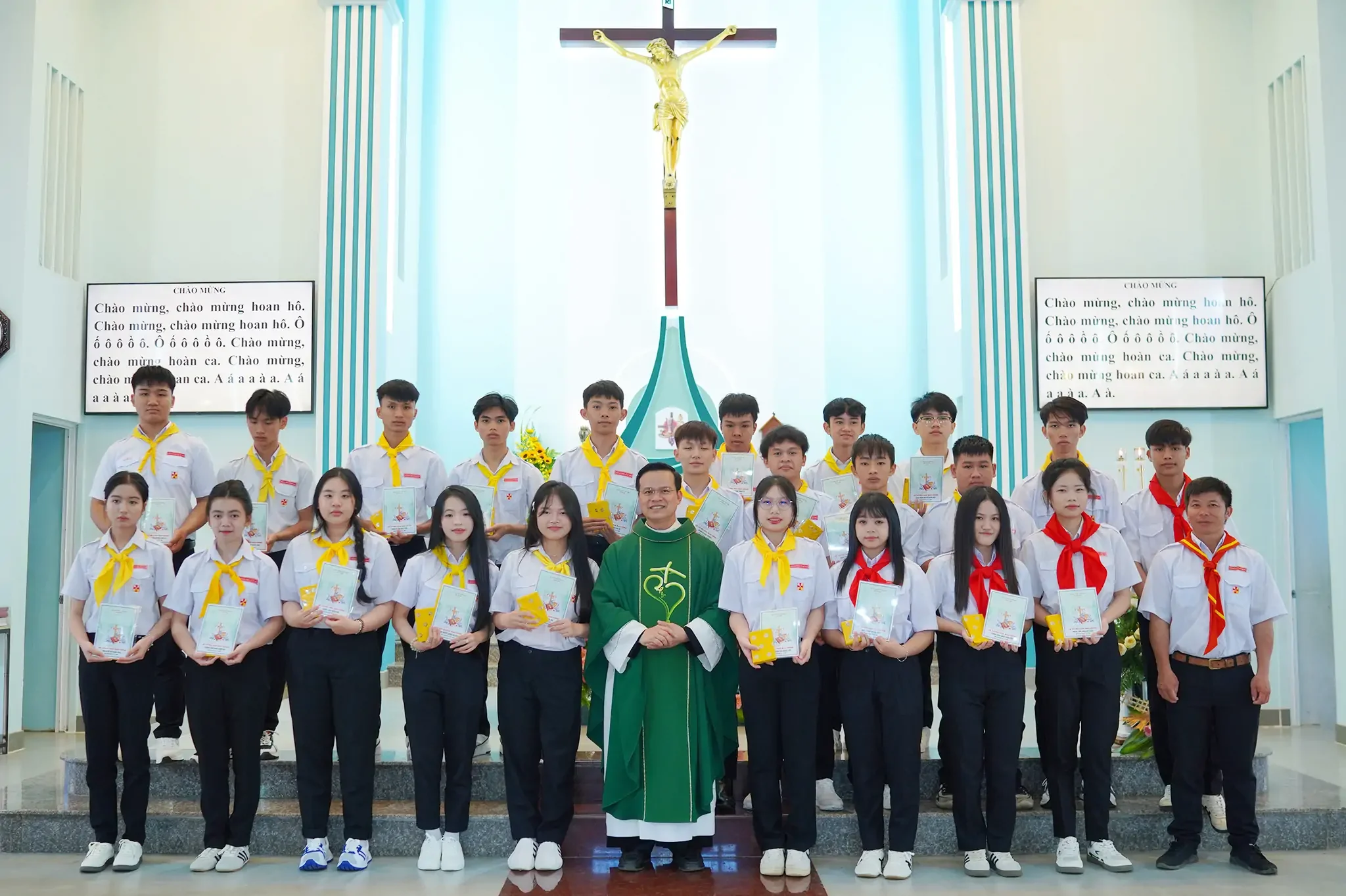 Giáo Xứ Tân Bình (Bảo Lộc) Tổng Kết Năm Học Giáo Lý 2025