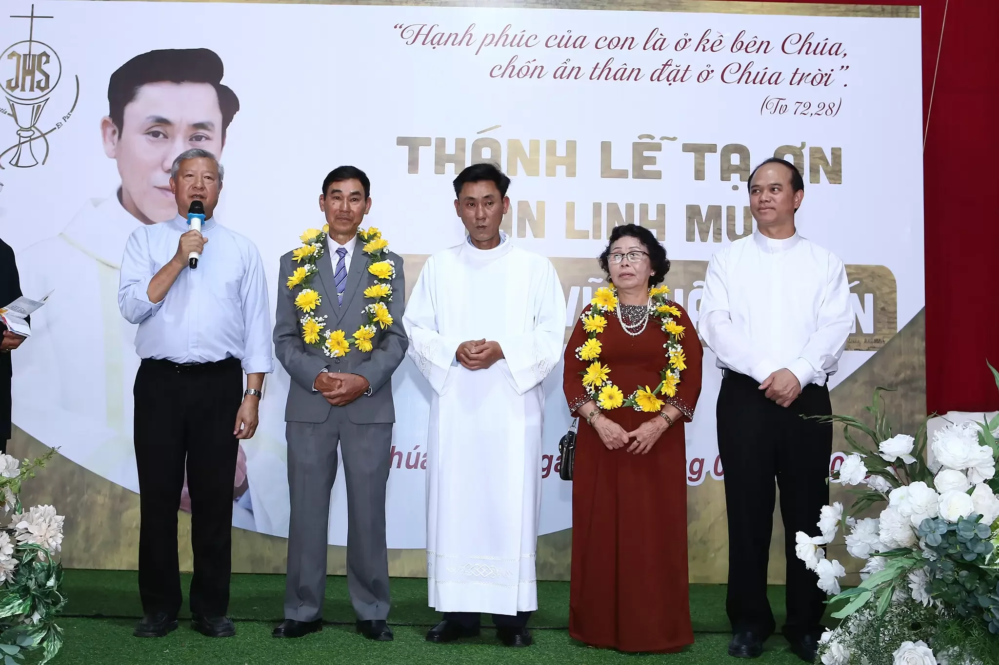 Ơn Gọi Linh Mục Là Một Huyền Nhiệm