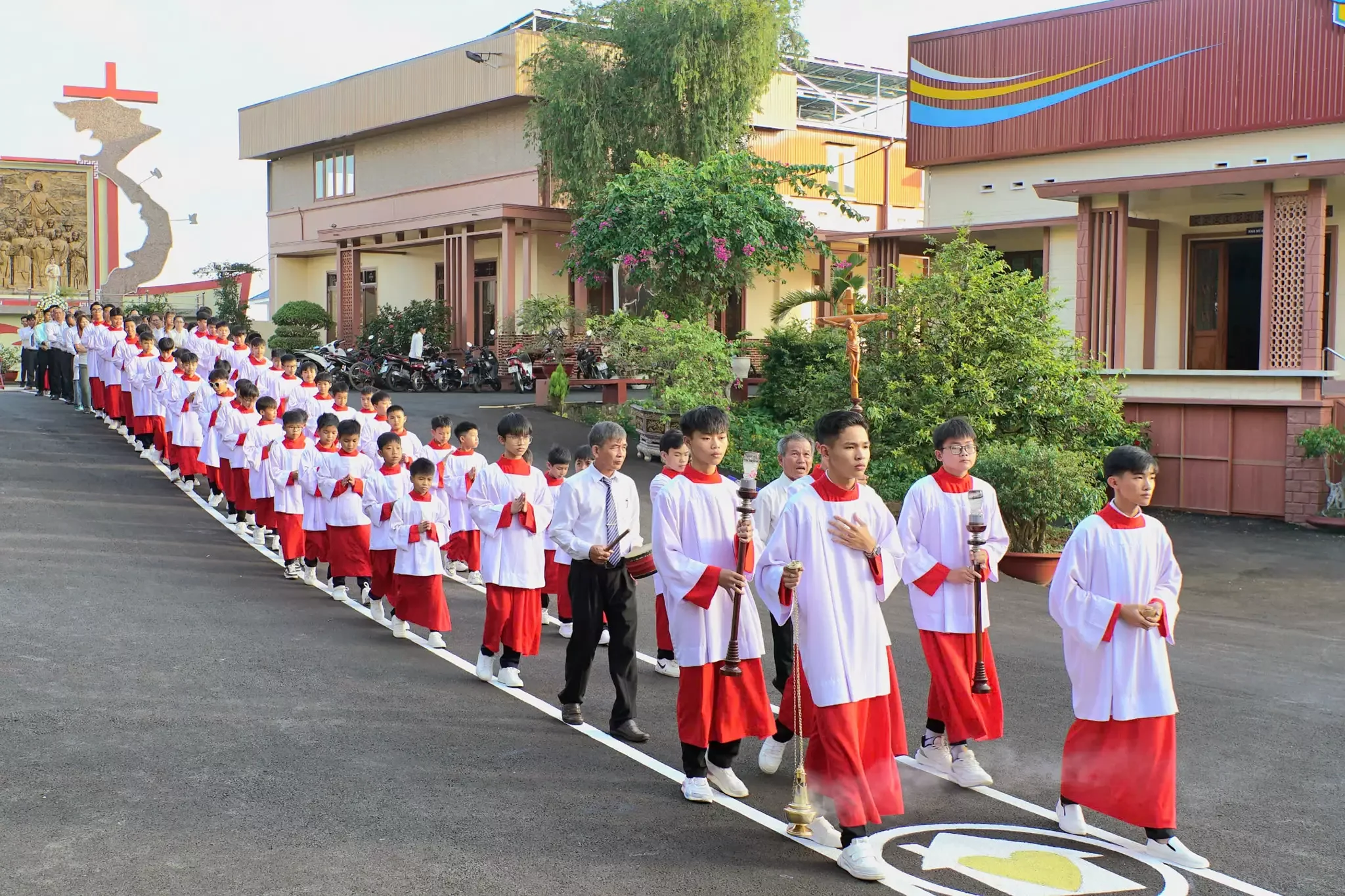 Thánh Lễ Mừng Kính Thánh Đaminh Savio – Bổn Mạng Lễ Sinh Giáo Xứ Tân Bùi (Bảo Lộc)