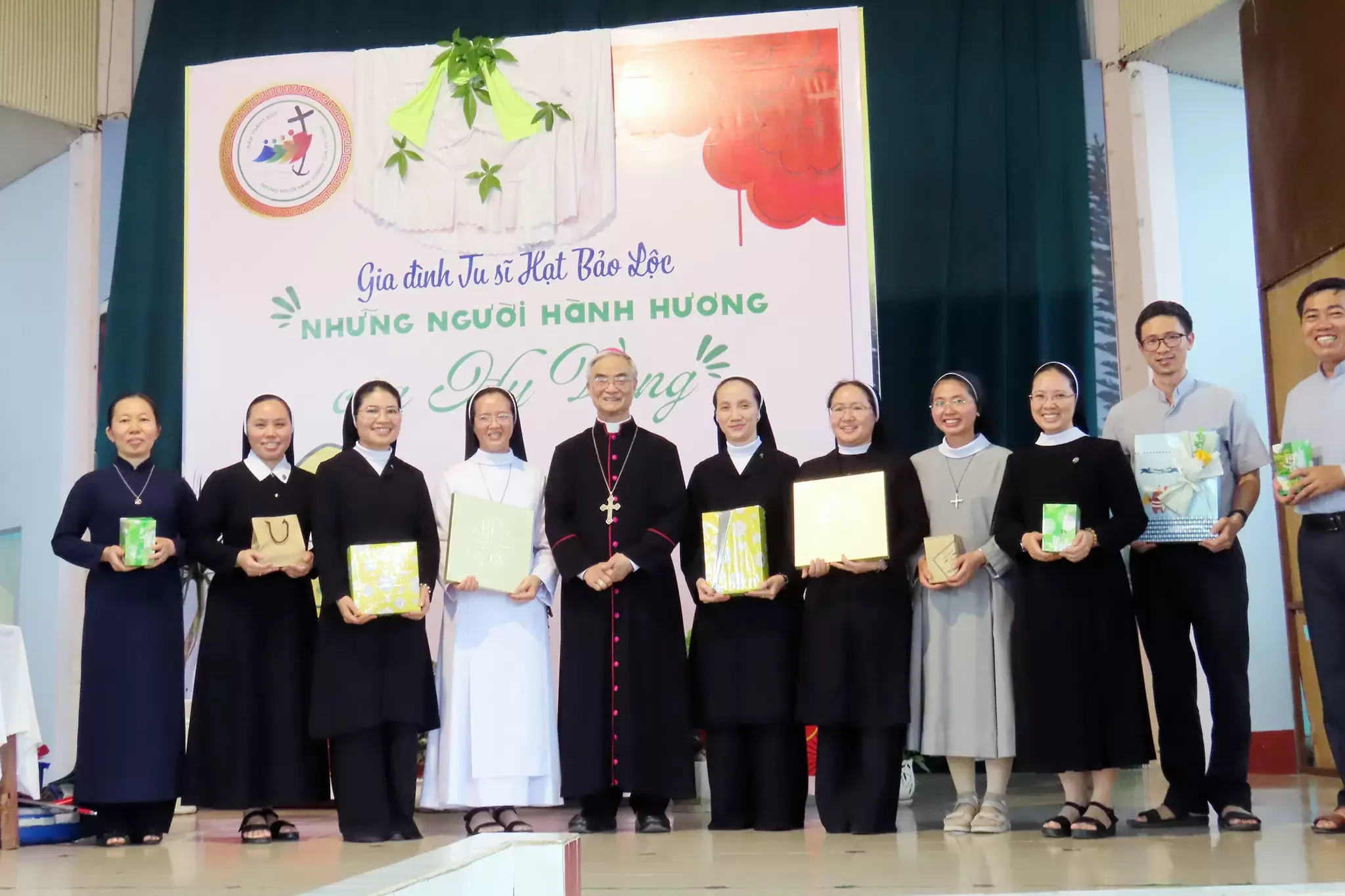 Tạ Ơn – Kết Thúc Năm Sinh Hoạt Liên Tu Sĩ Giáo Hạt Bảo Lộc