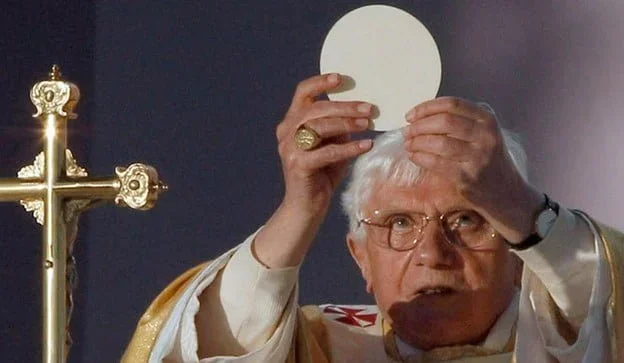 Bài Cám Ơn Của Đức Nguyên Giáo Hoàng Bênêdíctô XVI Trong Đại Lễ Mừng Kỷ Niệm 65 Năm Ngày Thụ Phong Linh Mục