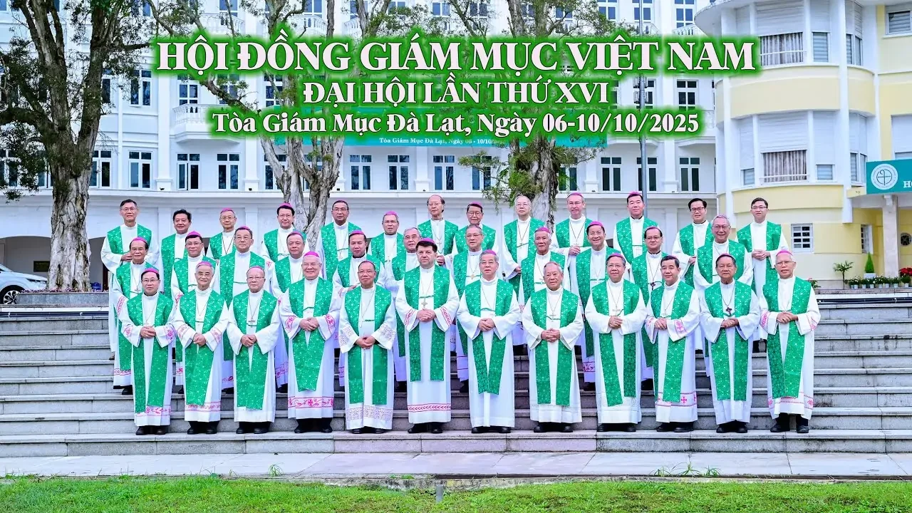 GIÁO PHẬN ĐÀ LẠT CHÀO MỪNG ĐẠI HỘI LẦN THỨ XVI HỘI ĐỒNG GIÁM MỤC VIỆT NAM.