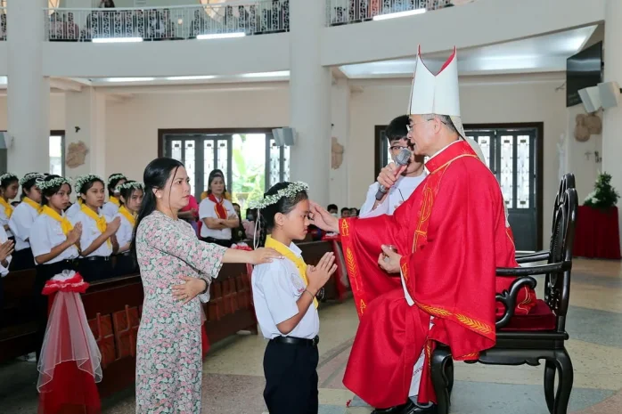 Giáo Xứ Bảo Lộc – Giáo Hạt Bảo Lộc: Thánh Lễ Ban Bí Tích Thêm Sức