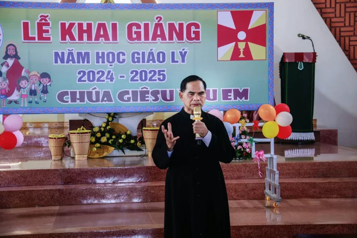 Giáo Xứ B’Sumrăc (Giáo Hạt Bảo Lộc) Khai Giảng Năm Học Giáo Lý 2024-2025