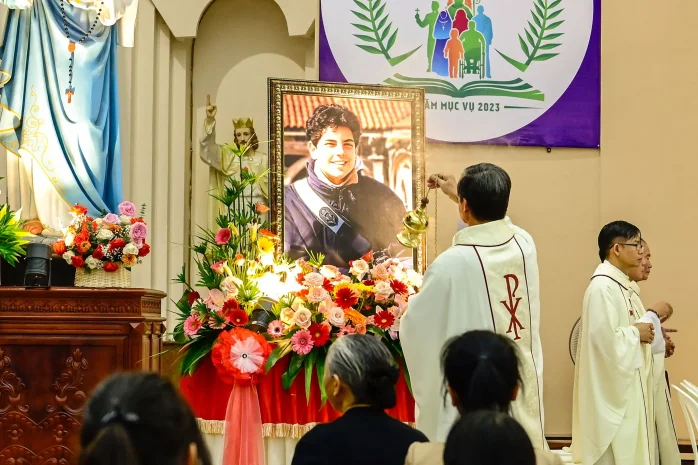 Ban Truyền Thông Giáo Hạt Bảo Lộc, Di Linh, Mađagui Mừng Kính Chân Phước Carlo Acutis – Bổn Mạng