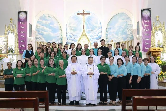 Ban Caritas Giáo xứ Tùng Nghĩa Mừng Lễ Bổn Mạng: Thánh Elisabeth Hungary