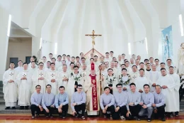 Đan Viện Châu Sơn: Thánh Lễ Tuyên Khấn Sơ Khởi – Trao Tác Vụ Đọc Sách Và Giúp Lễ