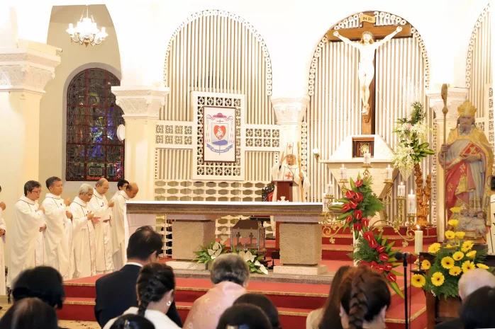 Đức Cha Đa Minh Dâng Lễ Kính Thánh Nicolas – Bổn Mạng Giáo Xứ Chính Tòa