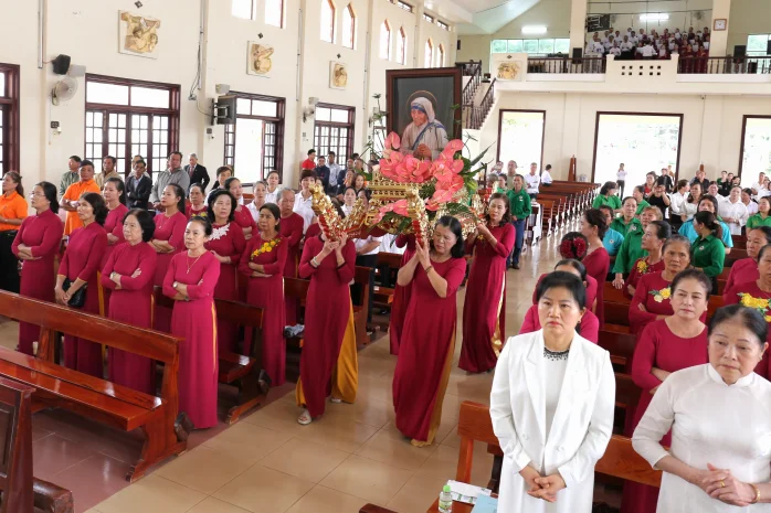 Caritas Hạt Đức Trọng Mừng Lễ Bổn Mạng Kính Thánh Têrêsa Calcutta