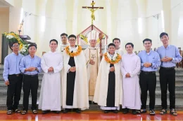 Đan Viện Châu Sơn: Thánh Lễ Tuyên Khấn Sơ Khởi và Ngân Khánh Khấn Dòng