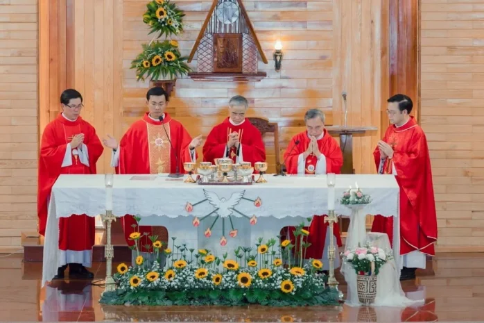 Thánh Lễ Tạ Ơn: Thiết Lập Giáo Xứ ĐamPau – Giáo Hạt Đức Trọng Và Bổ Nhiệm Cha Quản Xứ Tiên Khởi