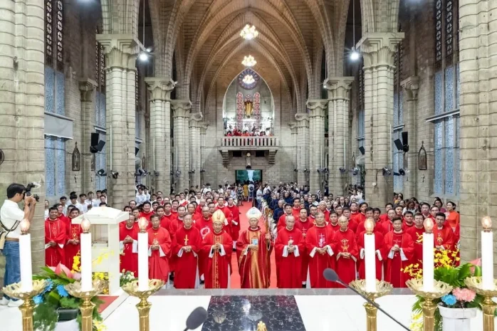 Thánh Lễ Tạ ơn của Đức Cha Giuse Huỳnh Văn Sỹ – Tân Giám mục Giáo phận Nha Trang.