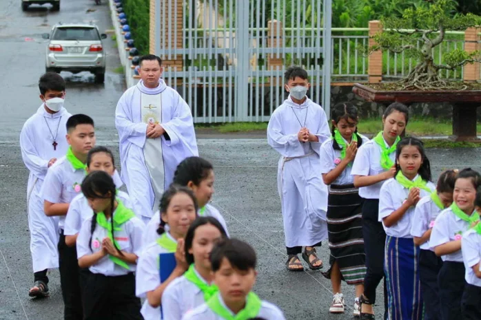 Rước Lễ Lần Đầu Tại Giáo Xứ Đại Lộc (Bảo Lộc)