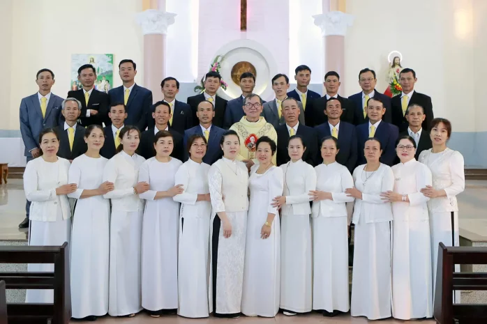 Nghi Thức Nhậm Chức Và Tuyên Hứa Ban Hội Đồng Giáo Xứ Đa Minh (Bảo Lộc)