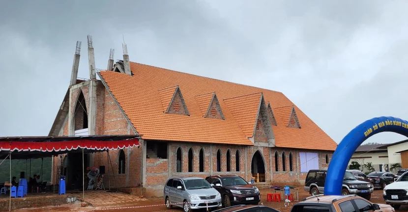 Lễ Đặt Viên Đá Xây Dựng Nhà Thờ Giáo Sở Gia Bắc (Di Linh)