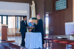 Giáo Hạt Đức Trọng: Hiệp Thông Tạ Ơn Và Dâng Lời Cầu Chúc Xuân Mới Lên Đức Cha Giáo Phận & Cha Tổng Đại Diện