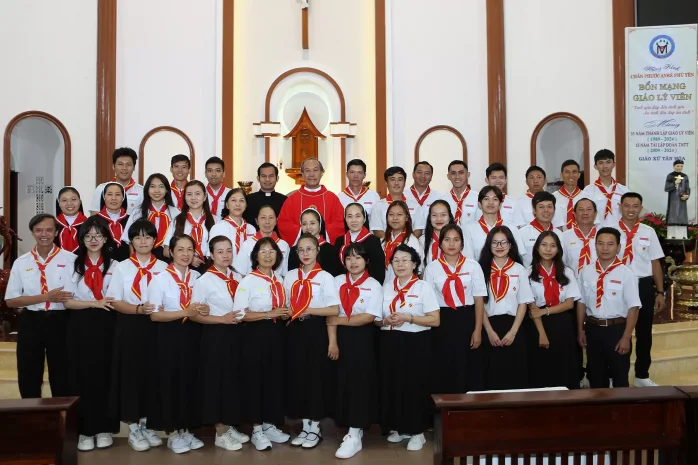 Giáo Lý Viên Giáo Xứ Tân Hóa (Bảo Lộc) Mừng Bổn Mạng & Kỷ Niệm 35 Năm Thành Lập