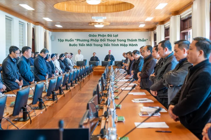 Giáo Phận Đà Lạt: Tập Huấn “Phương Pháp Đối Thoại Trong Thánh Thần” – Bước Tiến Mới Trong Tiến Trình Hiệp Hành