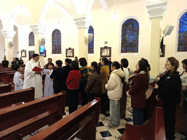 Giáo Xứ Chính Tòa Đà Lạt Hân Hoan Đón Nhận 21 Dự Tòng