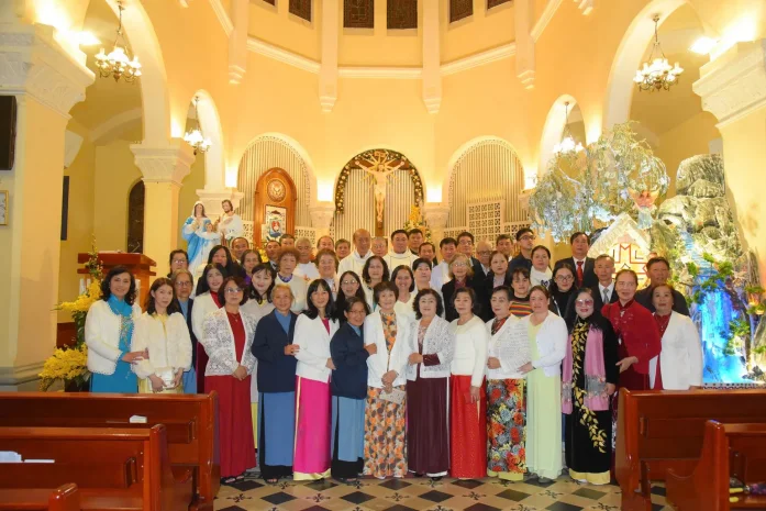 Giáo Xứ Chính Tòa Đà Lạt Mừng Bổn Mạng Giáo Họ Thánh Gia