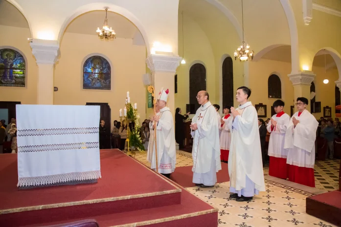 Nhà Thờ Chính Tòa Đà Lạt: Đức Cha Đaminh Chủ Sự Thánh Lễ Mừng Kính Các Thánh Nam Nữ