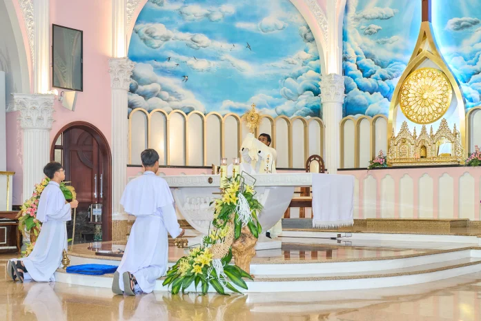 Giáo Xứ Tùng Nghĩa – Đức Trọng: Ngày Chầu Lượt