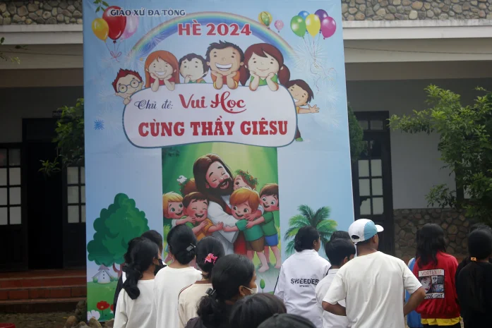 Thiếu Nhi Giáo Xứ Đạ Tông Sinh Hoạt Hè 2024