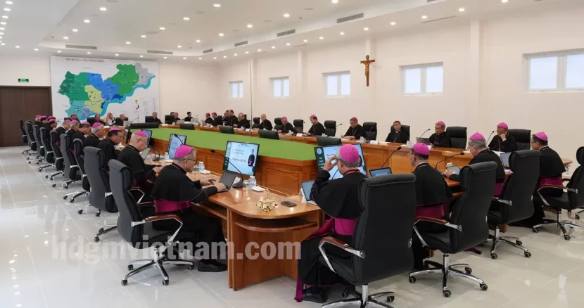 HĐGMVN: KHAI MẠC HỘI NGHỊ THƯỜNG NIÊN KỲ II/2024