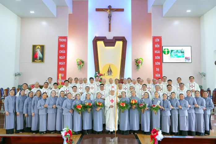 Tu Hội Nữ ICM: Thánh Lễ Gia Nhập Vĩnh Viễn và Mừng Ngân Khánh