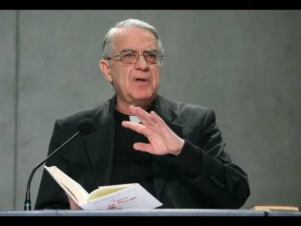 Tự Sắc “Normas Nonnullas” Trong Tương Quan Với Giáo Luật Và Tông Hiến “Universi Dominici Gregis”