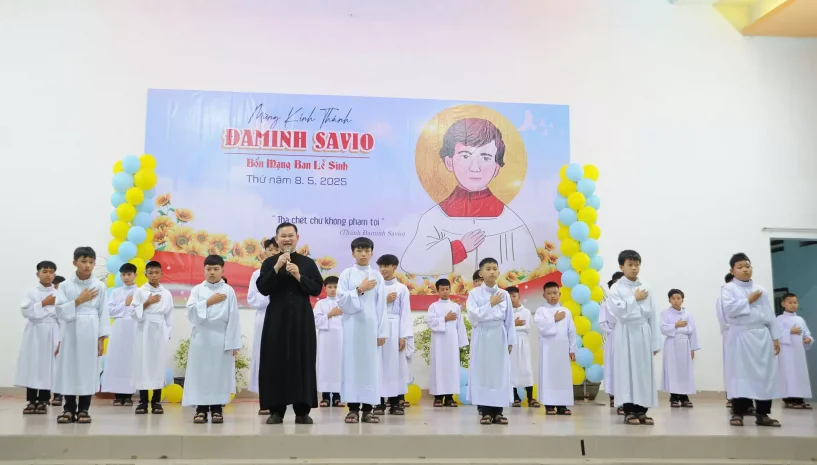 Giáo Xứ Đại Lộc (Bảo Lộc) Mừng Kính Thánh Đaminh Saviô – Bổn Mạng Các Em Lễ Sinh