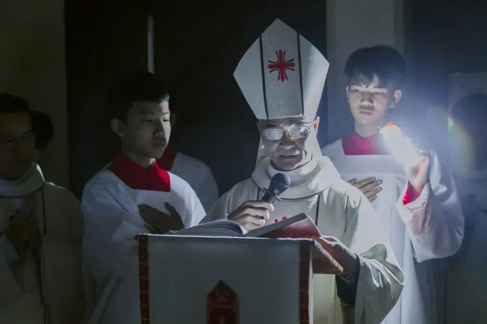 Đức Giám Mục Giáo Phận Cử Hành Đại Lễ Vọng Phục Sinh Tại Nhà Thờ Chính Tòa Đà Lạt