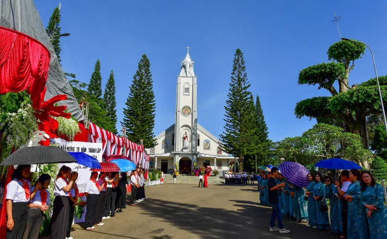 Giáo Xứ Phú Hiệp (Di Linh) Kỷ Niệm 70 Năm Thành Lập Giáo Xứ