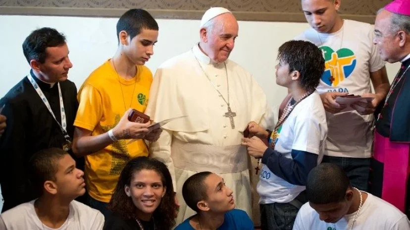 Toàn văn Sứ điệp của Đức Thánh Cha nhân Ngày Quốc Tế giới trẻ lần thứ 30