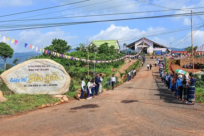 Thánh Lễ Thiết Lập Giáo Xứ Và Nhậm Chức Quản Xứ Tại Giáo Xứ Sơn Điền – Giáo Hạt Di Linh