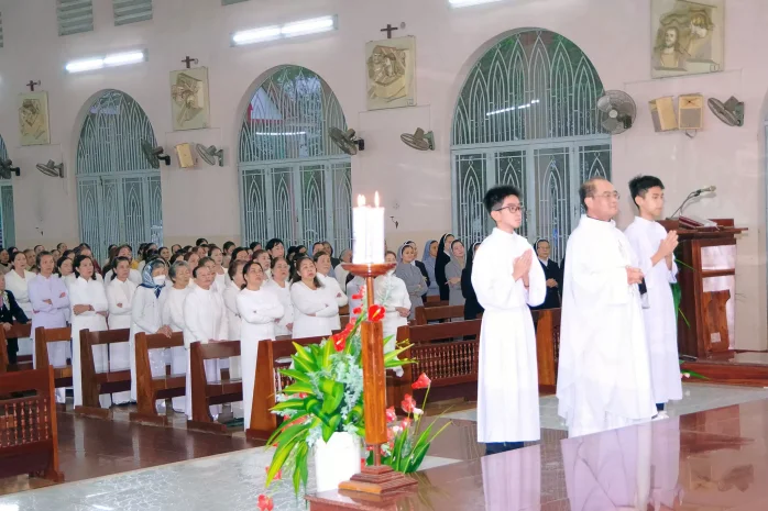 Lễ Mừng Kính Thánh Anna Bổn Mạng Giới Hiền Mẫu Giáo Xứ Tân Hà (Bảo Lộc)