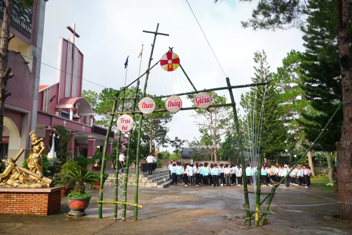 Trại Hè Dành Cho Thiếu Nhi Ngành Thiếu & Nghĩa Sĩ – Giáo Xứ Tân Bình (Bảo Lộc)