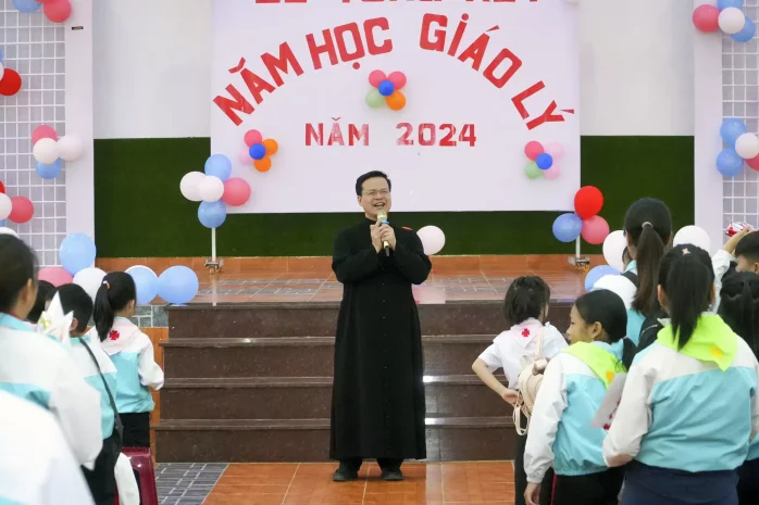 Giáo Xứ Tân Bình (Bảo Lộc) Tổng Kết Năm Học Giáo Lý