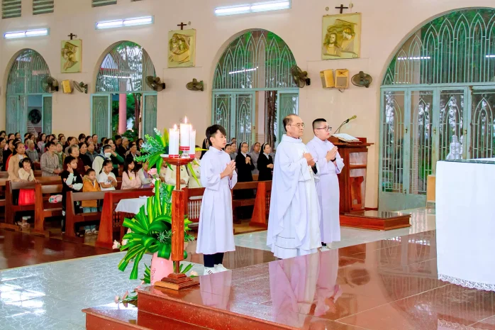 Giáo Họ Anphongso Giáo Xứ Tân Hà (Bảo Lộc) Mừng Kính Bổn Mạng