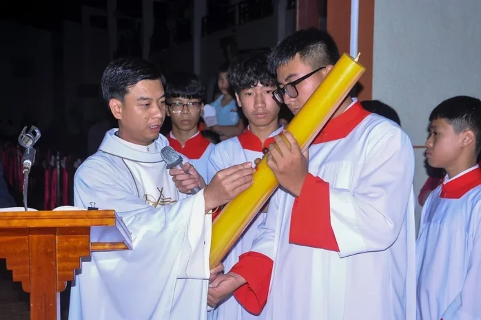 Tam Nhật Thánh Tại Giáo Xứ Tân Phú, Giáo Hạt Di Linh