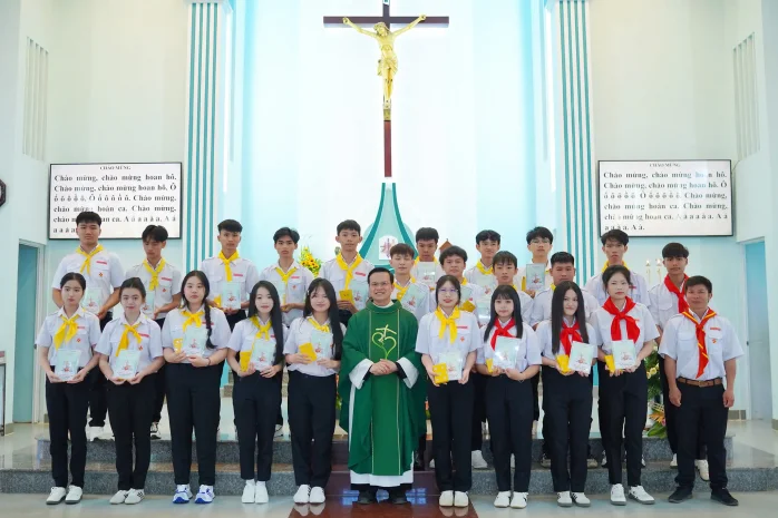 Giáo Xứ Tân Bình (Bảo Lộc) Tổng Kết Năm Học Giáo Lý 2025