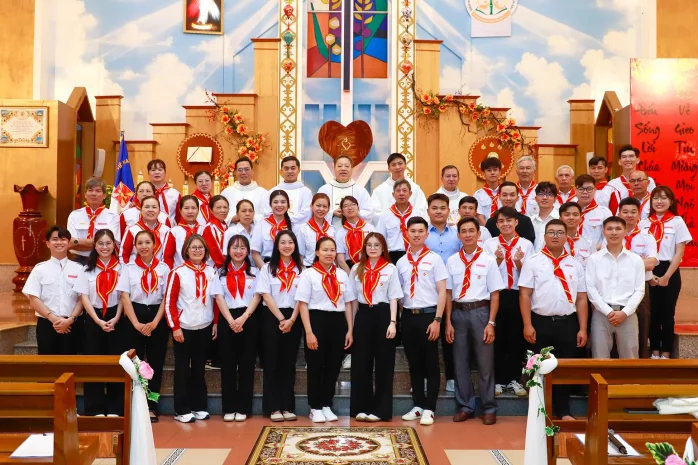 Giáo Xứ Tân Bùi: Thánh Lễ Truyền Thống Huynh Trưởng – Giáo Lý Viên Xuân Bính Ngọ 2026 – Thắp Lại Lý Tưởng Qua Chủ Đề “Lửa Vẫn Hồng”