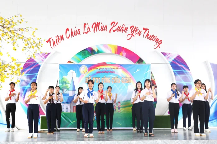 Giáo xứ Tùng Nghĩa (Đức Trọng): Khai mạc sinh hoạt hè cho Thiếu nhi