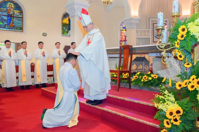 Giáo Phận Đà Lạt: Niềm Vui Lớn Lao Có Thêm 22 Tân Linh Mục