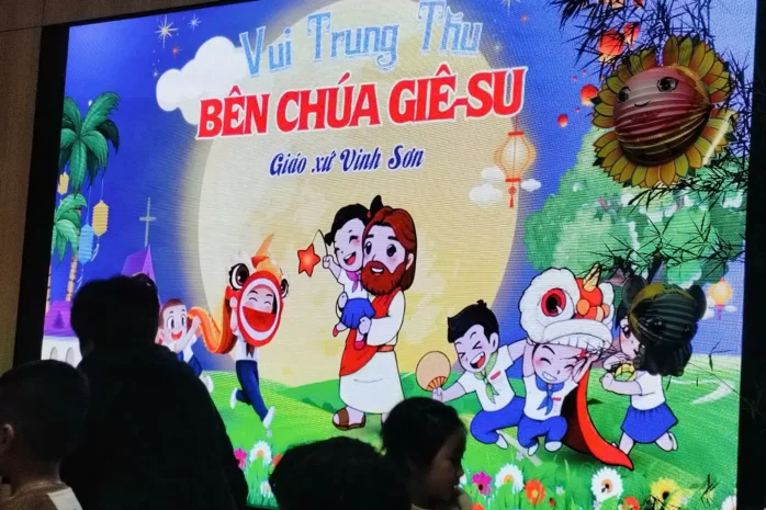 Thiếu Nhi Giáo Xứ Vinh Sơn Đà Lạt Vui Trung Thu Bên Chúa Giêsu