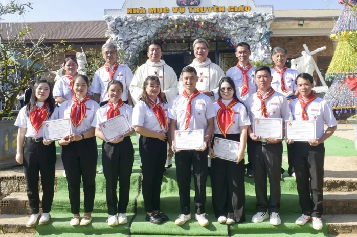 Cuối Tuần Bát Nhật Giáng Sinh: Một Ánh Sao Sáng Mới Trên Vùng Trời Di Linh